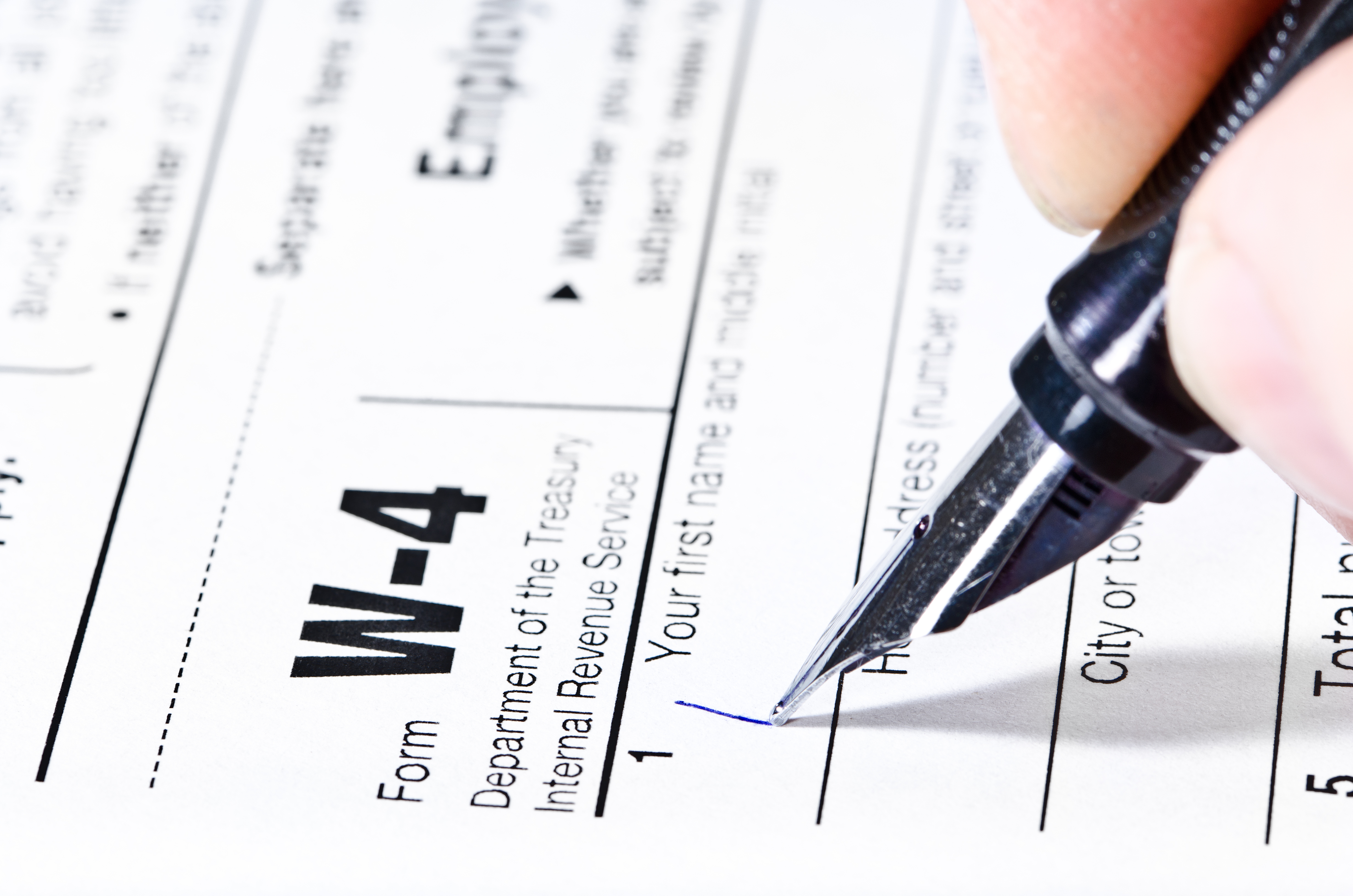 How to Fill Out a W-4 Form | H&R Block